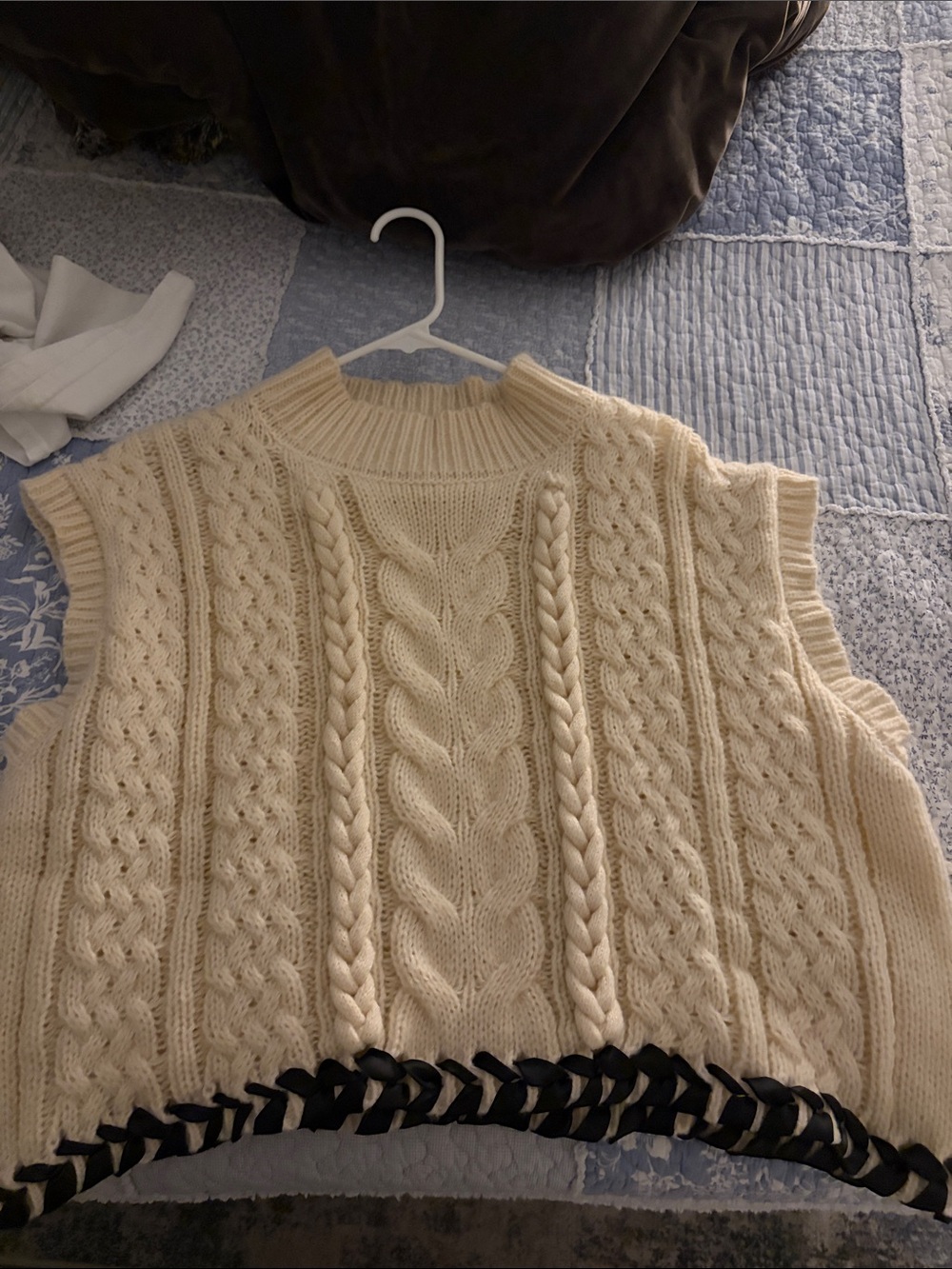 Cream Cable Knit Sleeveless Crew Sweater Vest